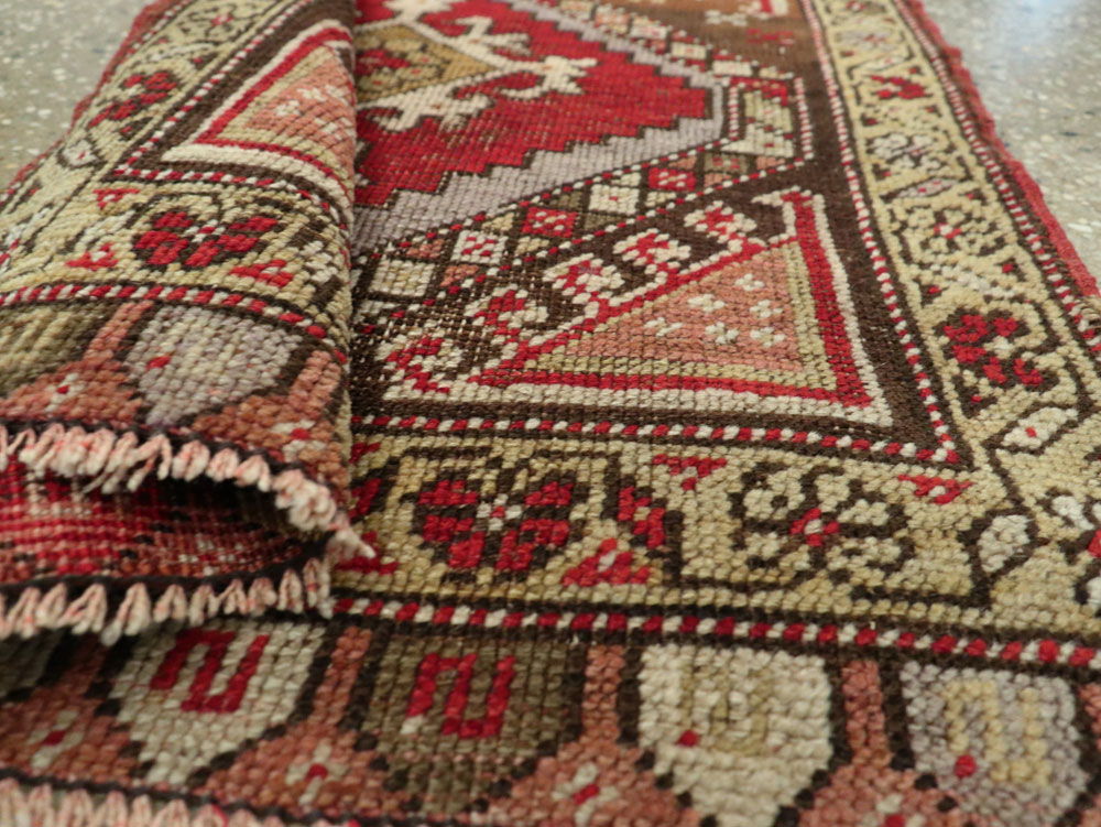 Antique Turkish Anatolian Rug, No.26033 - Galerie Shabab