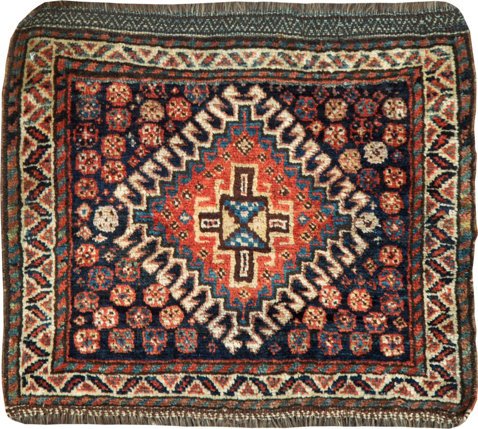 Antique Persian Qashqai Square Throw Rug, No.26038 - Galerie Shabab