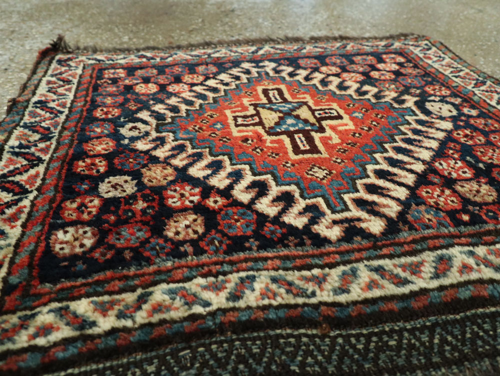 Antique Persian Qashqai Square Throw Rug, No.26038 - Galerie Shabab