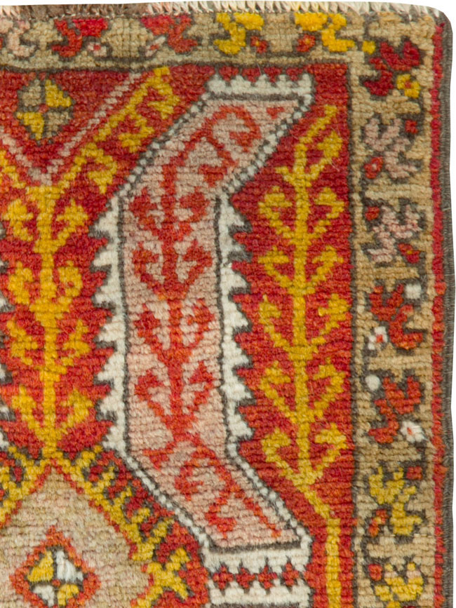 Antique Turkish Anatolian Rug, No.26039 - Galerie Shabab