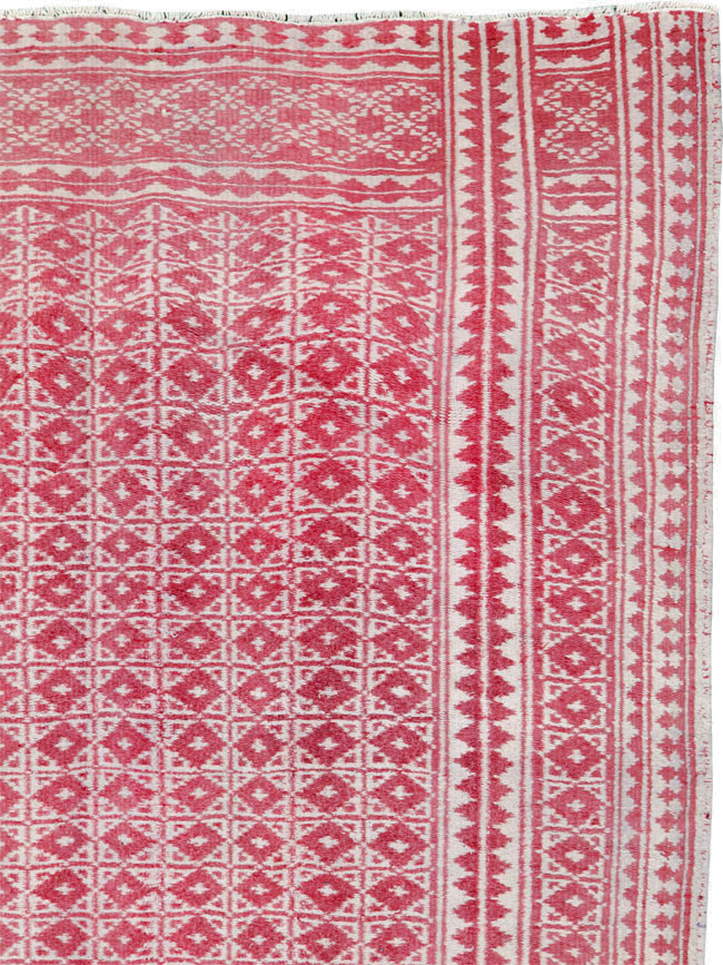 Vintage Persian Flatweave Kilim Accent Rug, No.26044 - Galerie Shabab