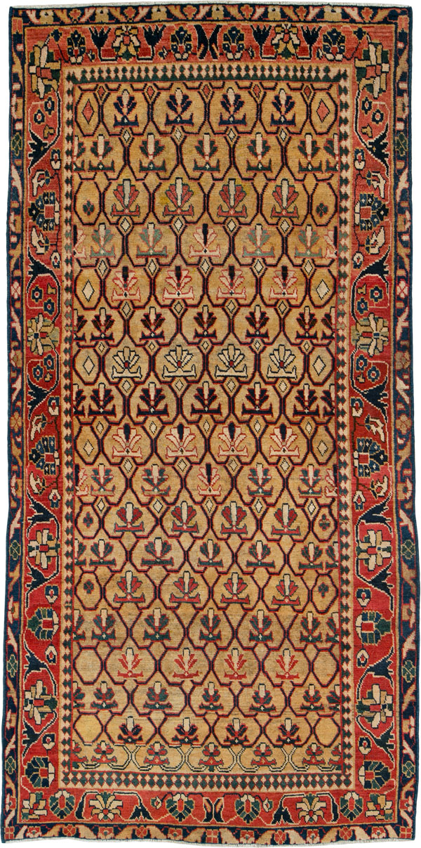 Vintage Persian Fereghan Mahal Rug, No.26129 - Galerie Shabab