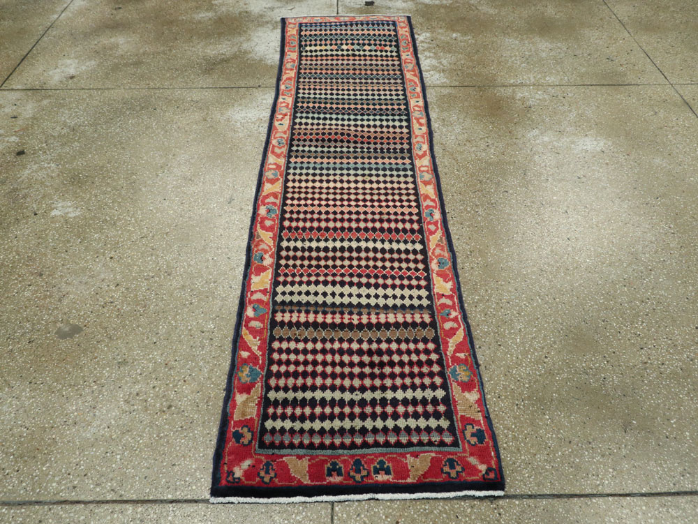 Vintage Persian Mahal Runner, No.26145 - Galerie Shabab