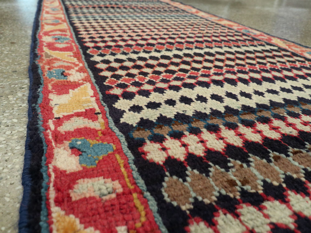 Vintage Persian Mahal Runner, No.26145 - Galerie Shabab