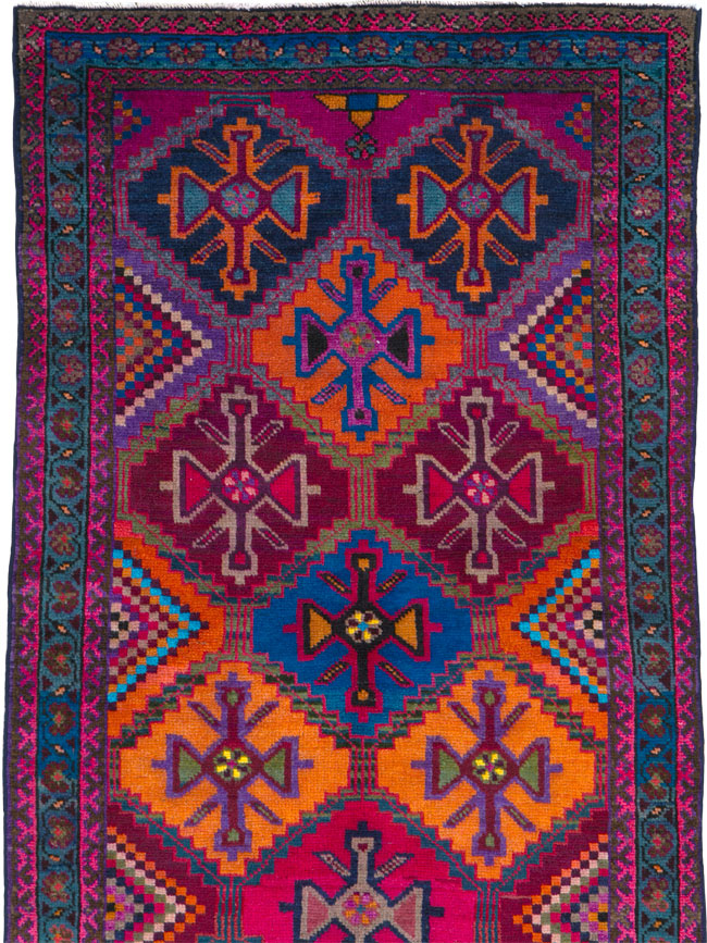 Vintage Persian Mahal Runner, No.26146 - Galerie Shabab