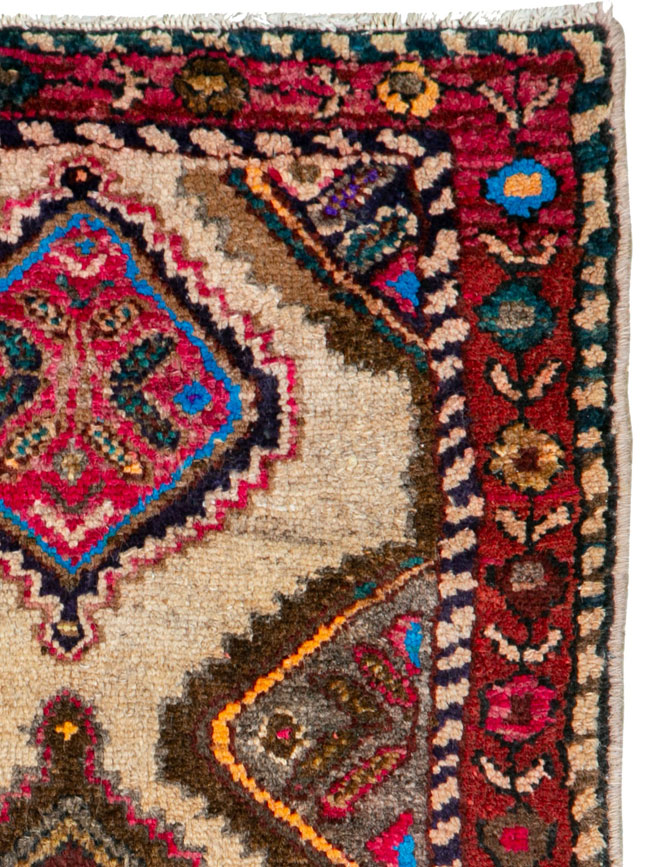 Vintage Persian Hamadan Rug, No.26152 - Galerie Shabab