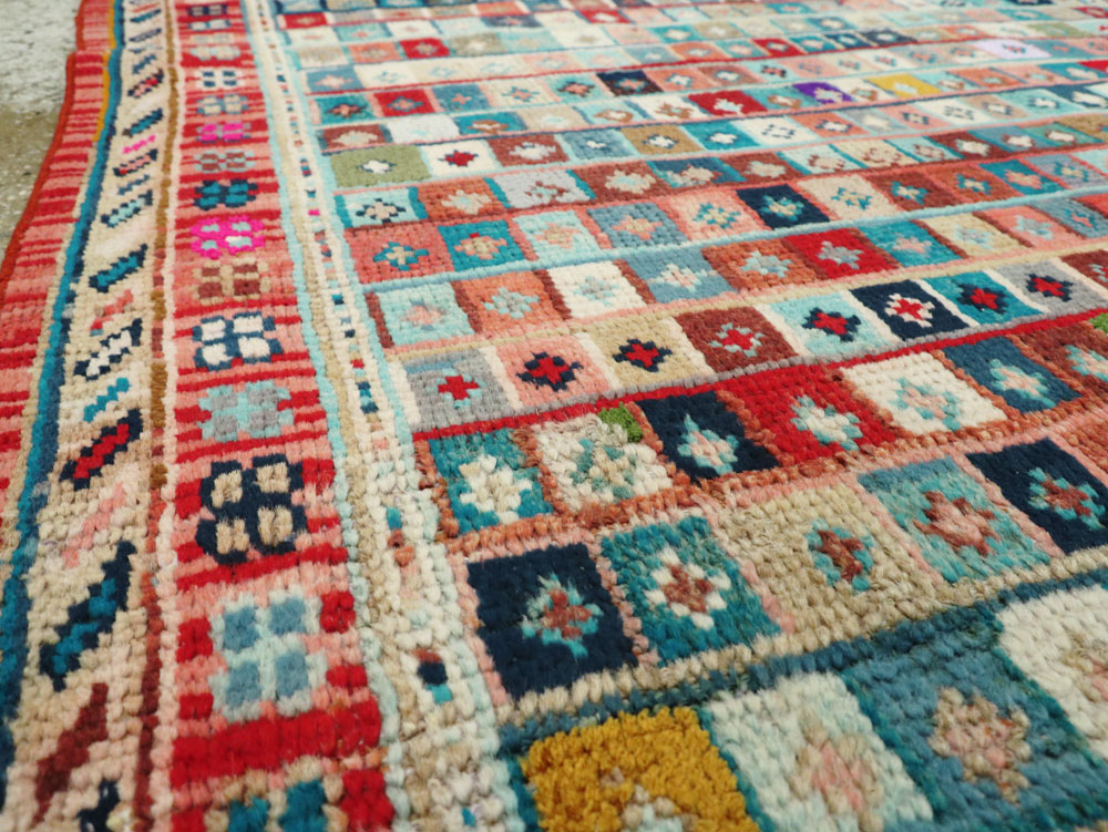 Vintage Persian Mahal Rug, No.26157 - Galerie Shabab