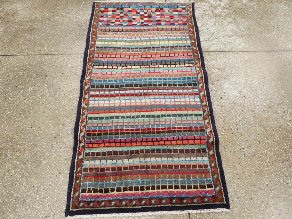 Vintage Persian Mahal Rug, No.26181 - Galerie Shabab