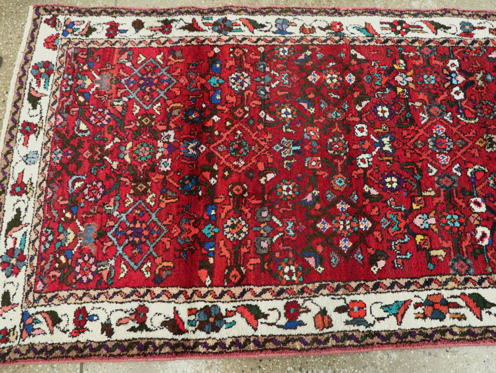 Vintage Persian Hamadan Runner, No.26193 - Galerie Shabab