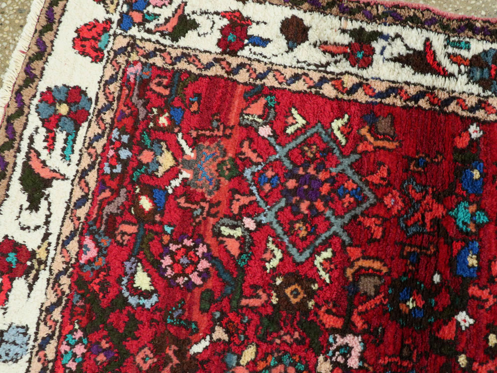 Vintage Persian Hamadan Runner, No.26193 - Galerie Shabab
