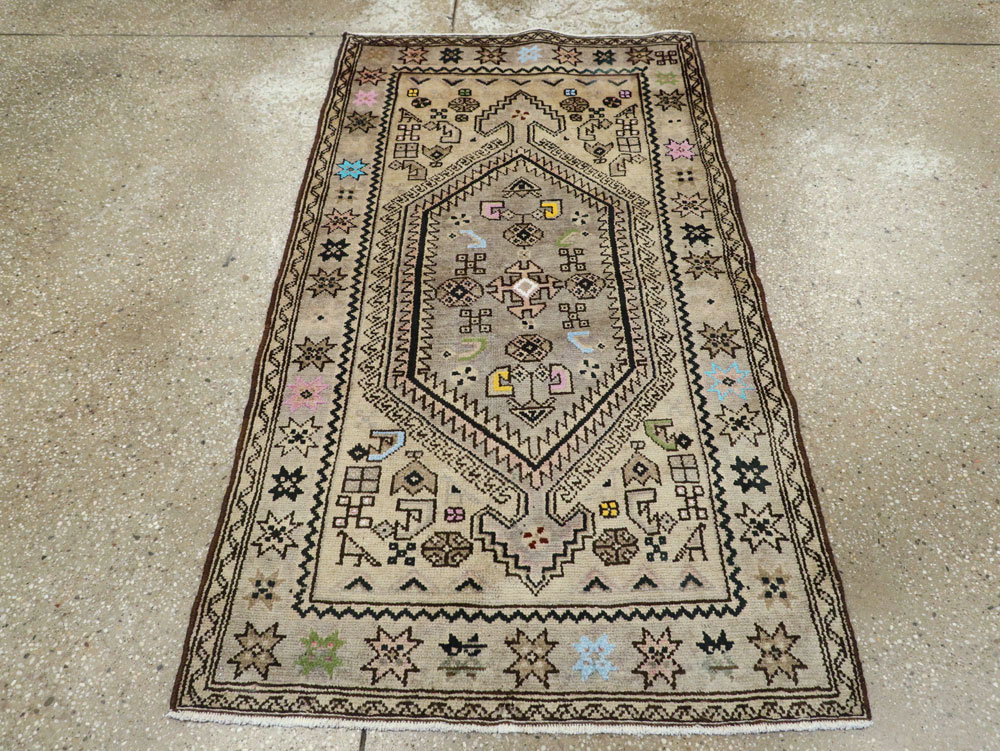 Vintage Persian Malayer Rug, No.26201 - Galerie Shabab