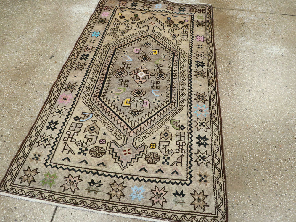 Vintage Persian Malayer Rug, No.26201 - Galerie Shabab