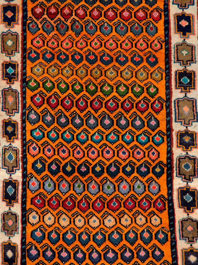 Vintage Persian Hamadan Runner, No.26205 - Galerie Shabab