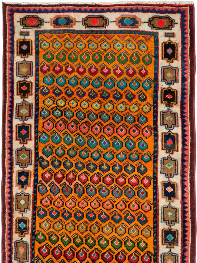 Vintage Persian Hamadan Runner, No.26205 - Galerie Shabab