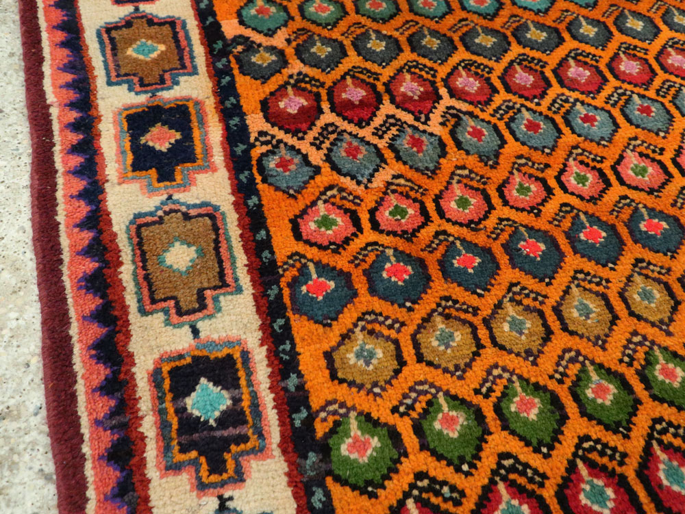 Vintage Persian Hamadan Runner, No.26205 - Galerie Shabab