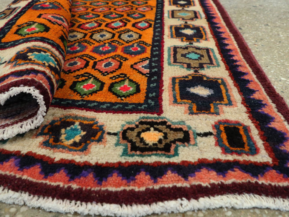 Vintage Persian Hamadan Runner, No.26205 - Galerie Shabab