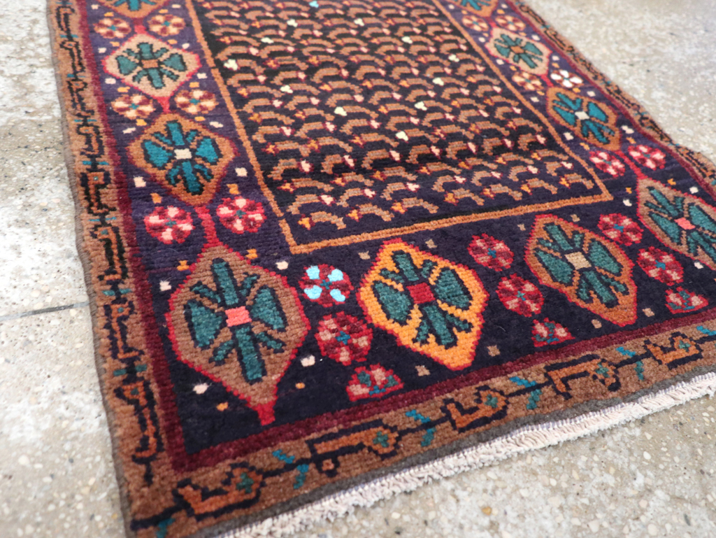 Vintage Persian Baluch Throw Rug, No.26219 - Galerie Shabab