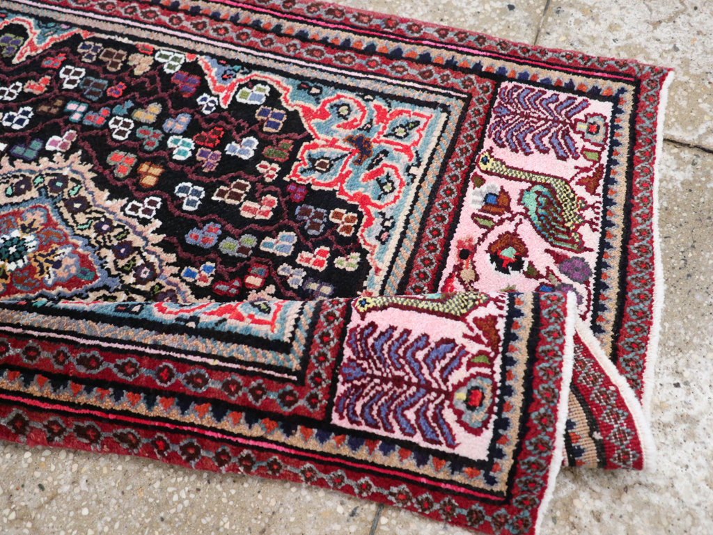 Vintage Persian Hamadan Rug, No.26224 - Galerie Shabab