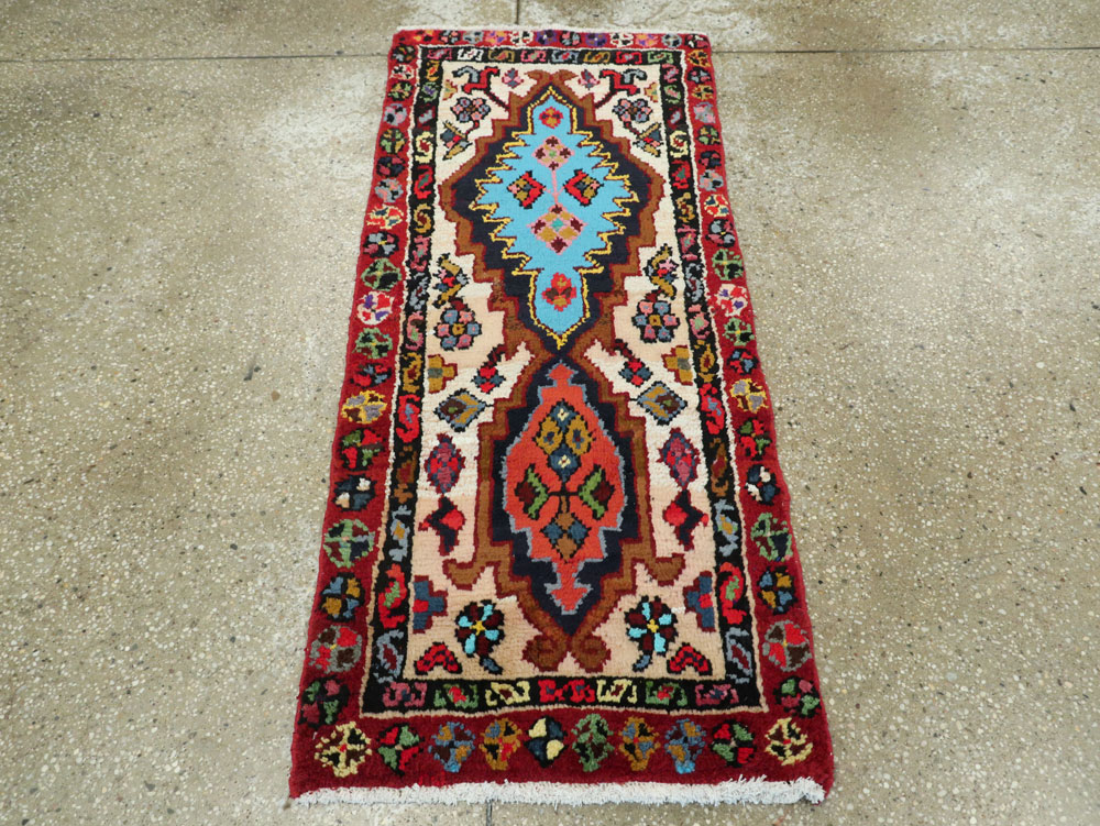 Vintage Persian Hamadan Rug, No.26229 - Galerie Shabab