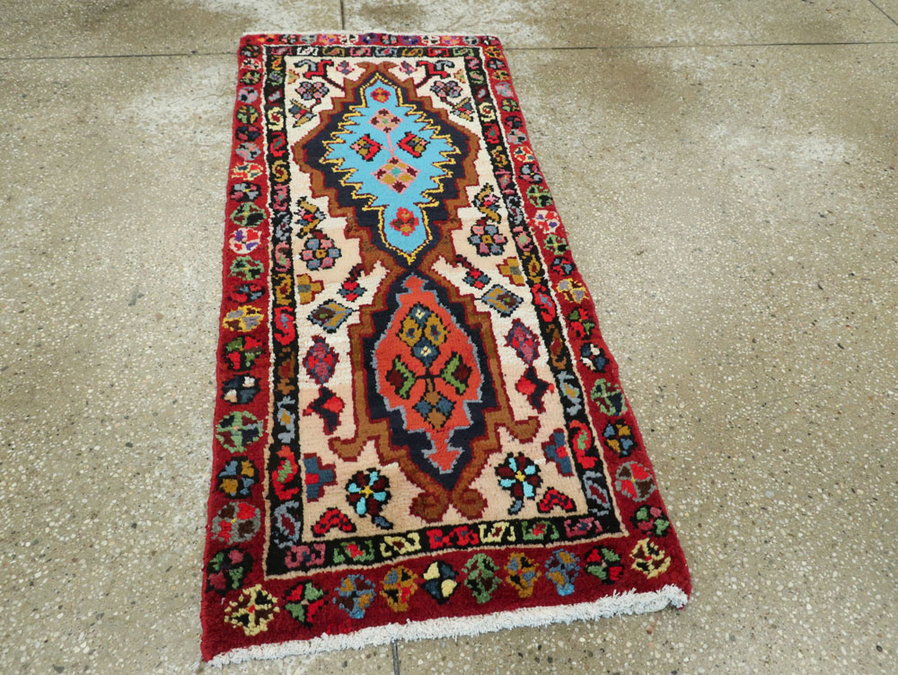 Vintage Persian Hamadan Rug, No.26229 - Galerie Shabab