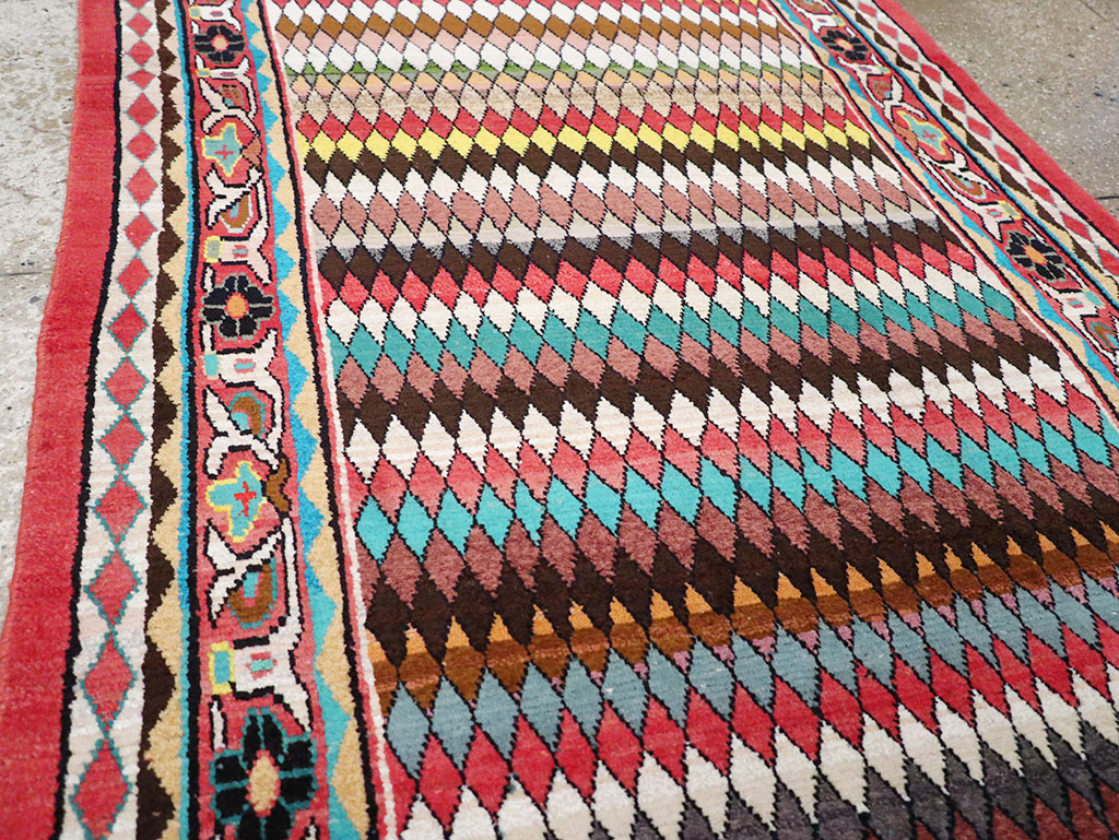 Vintage Persian Mahal Runner, No.26232 - Galerie Shabab