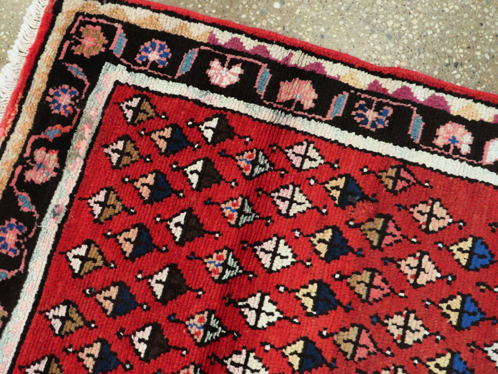 Vintage Persian Hamadan Rug, No.26234 - Galerie Shabab