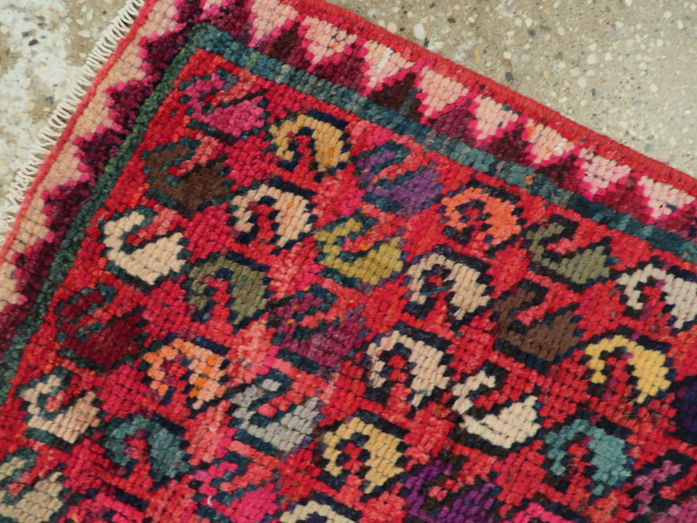 Vintage Persian Mahal Runner, No.26252 - Galerie Shabab