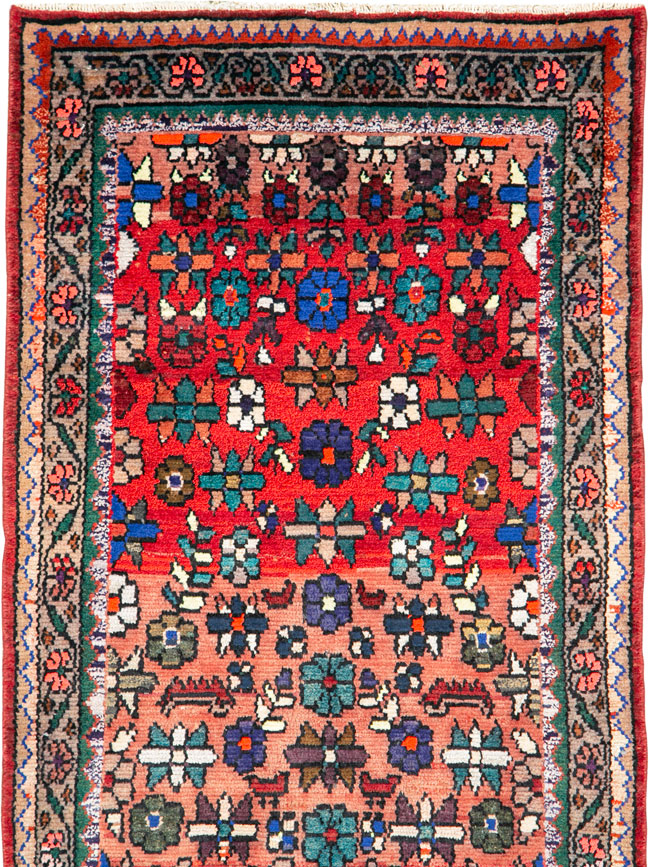 Vintage Persian Hamdan Runner, No.26260 - Galerie Shabab