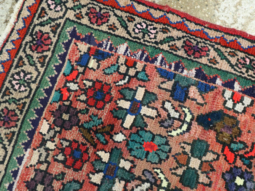 Vintage Persian Hamdan Runner, No.26260 - Galerie Shabab