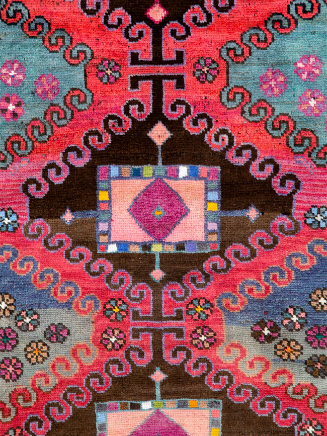 Vintage Persian Kurd Rug, No.26266 - Galerie Shabab