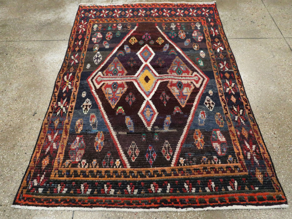 Vintage Persian Gabbeh Accent Rug, No.26269 - Galerie Shabab