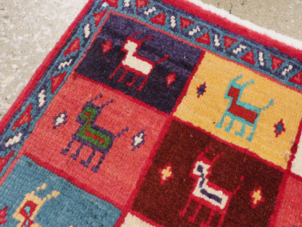 Vintage Persian Mahal Square Rug (Pair: 2 of 2), No.26273 - Galerie Shabab