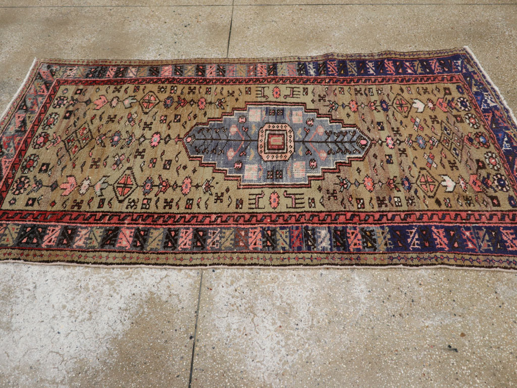 Vintage Persian Hamadan Rug, No.26284 - Galerie Shabab