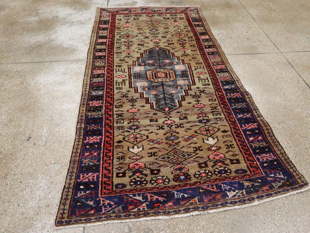 Vintage Persian Hamadan Rug, No.26284 - Galerie Shabab