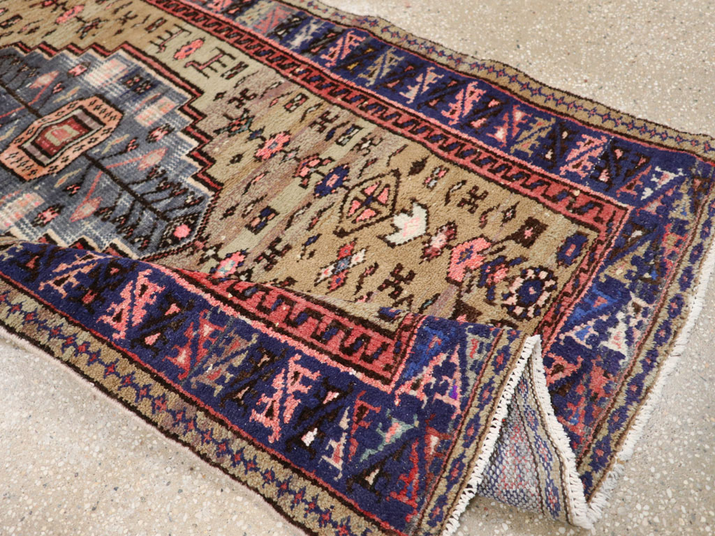 Vintage Persian Hamadan Rug, No.26284 - Galerie Shabab