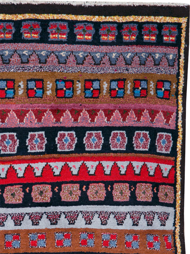 Vintage Persian Gabbeh Rug, No.26286 - Galerie Shabab