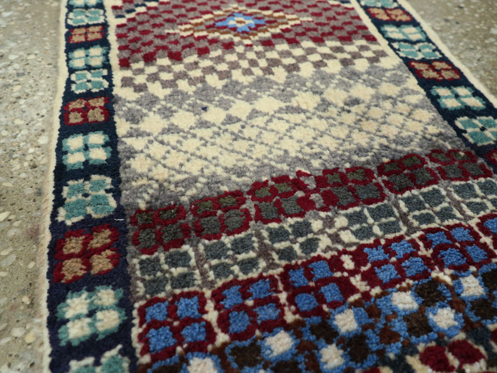 Vintage Persian Mahal Rug, No.26291 - Galerie Shabab