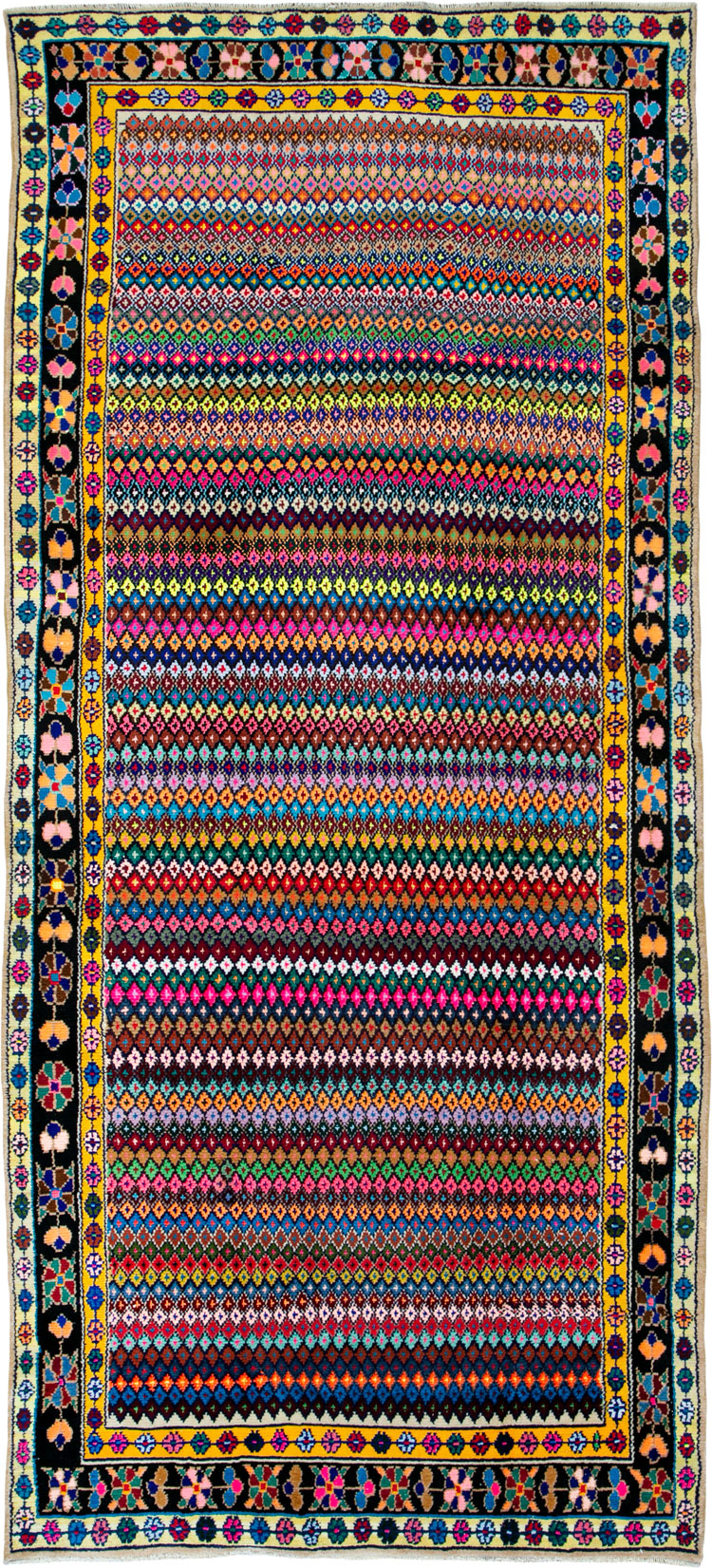 Vintage Persian Mahal Gallery Carpet, No.26296 - Galerie Shabab