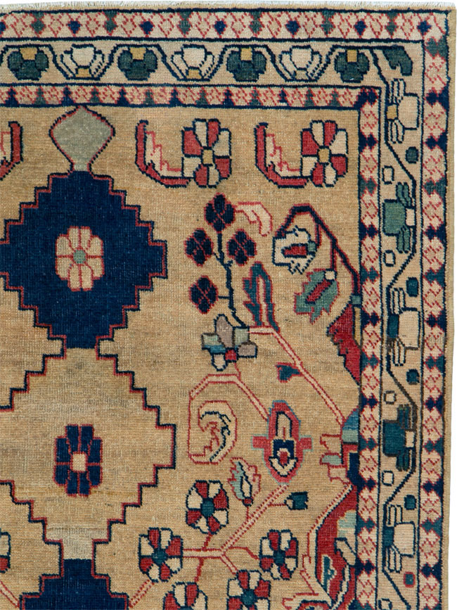 Vintage Persian Mahal Rug, No.26303 - Galerie Shabab