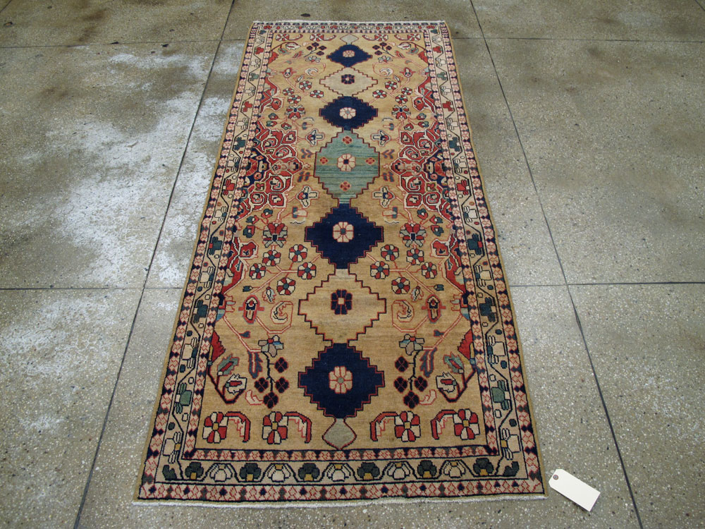 Vintage Persian Mahal Rug, No.26303 - Galerie Shabab