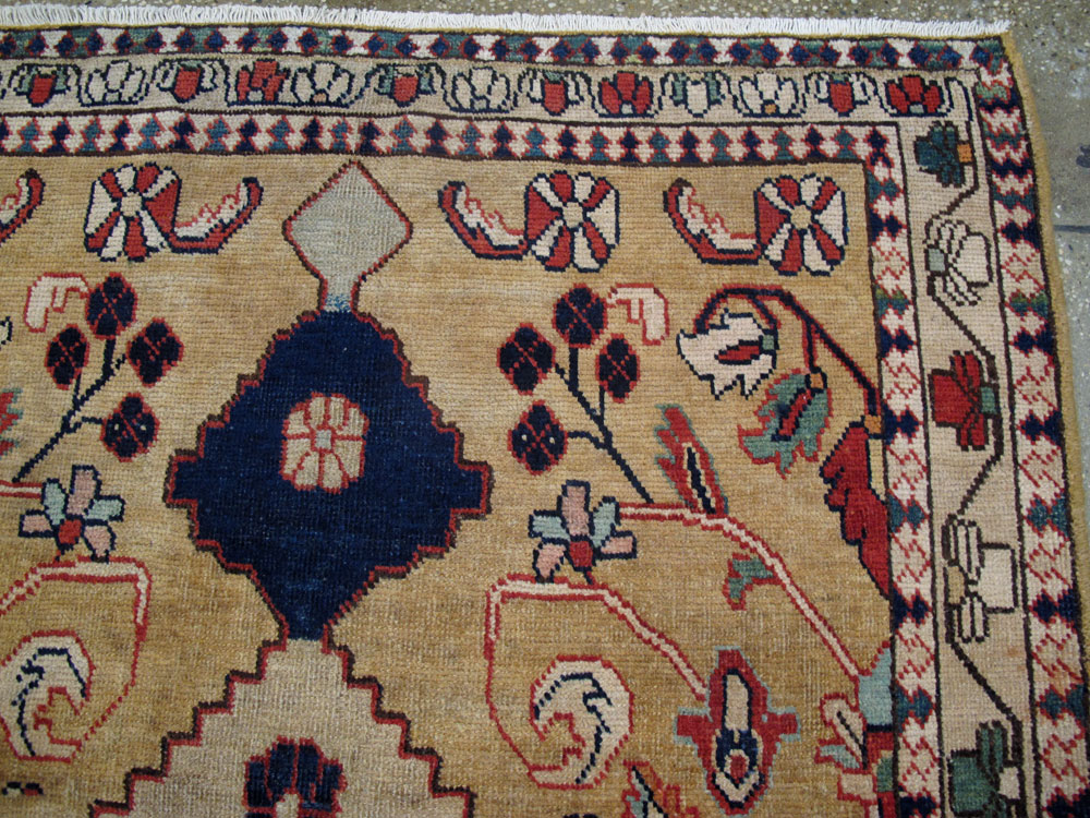 Vintage Persian Mahal Rug, No.26303 - Galerie Shabab
