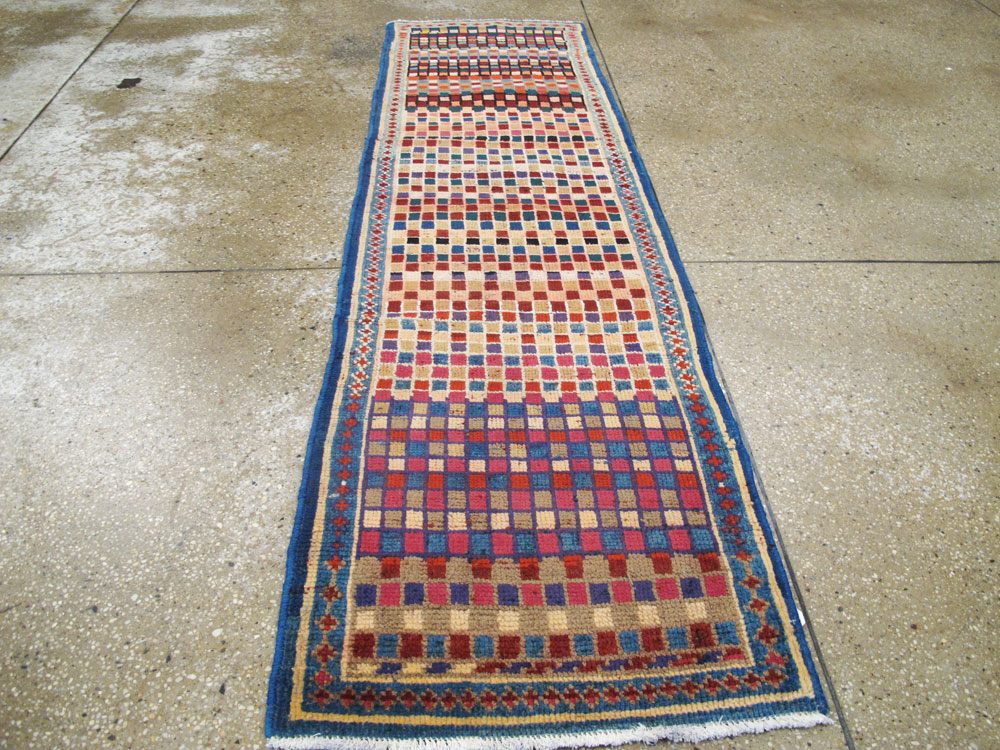 Vintage Persian Mahal Runner, No.26307 - Galerie Shabab