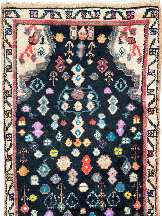Vintage Persian Malayer Runner, No.26311 - Galerie Shabab
