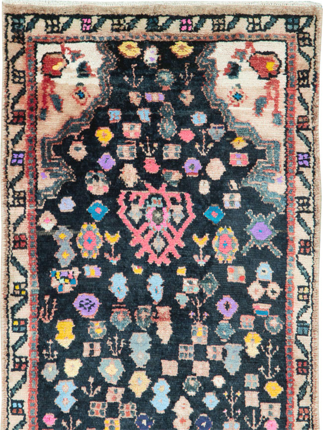 Vintage Persian Malayer Runner, No.26311 - Galerie Shabab