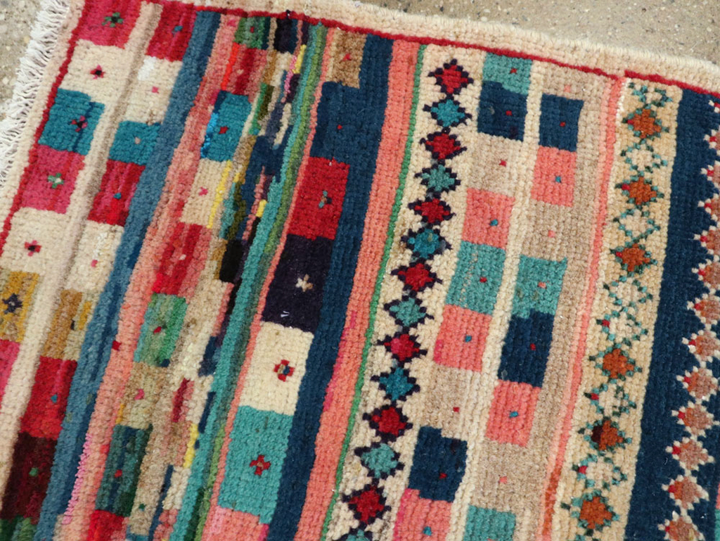 Vintage Persian Mahal Rug, No.26314 - Galerie Shabab