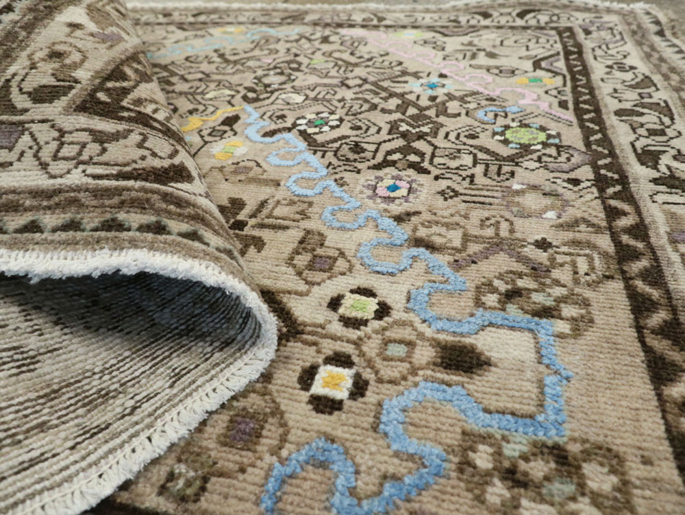 Vintage Persian Malayer Square Rug, No.26320 - Galerie Shabab