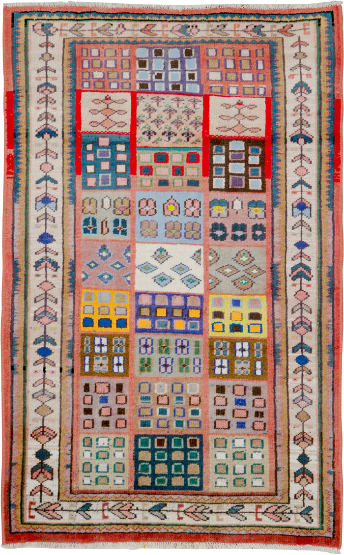 Vintage Persian Mahal Rug, No.26339 - Galerie Shabab