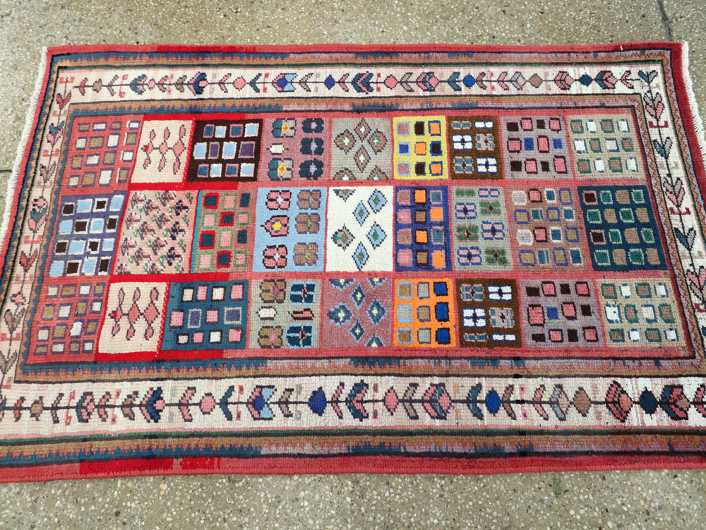 Vintage Persian Mahal Rug, No.26339 - Galerie Shabab