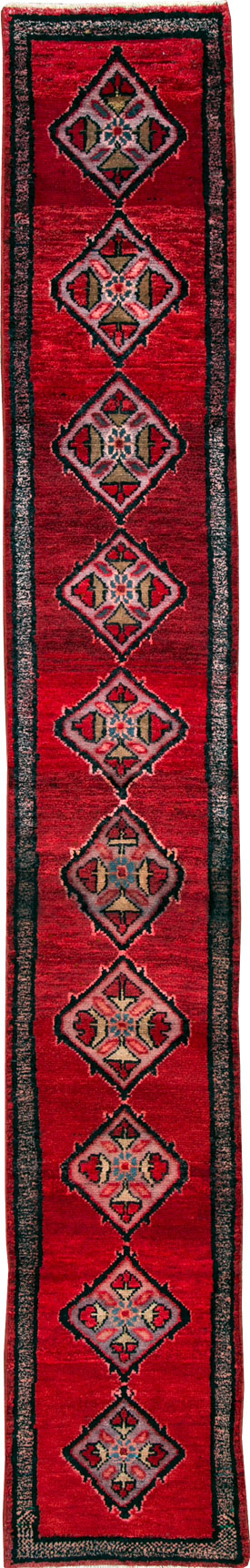Vintage Persian Mahal Runner, No.26343 - Galerie Shabab