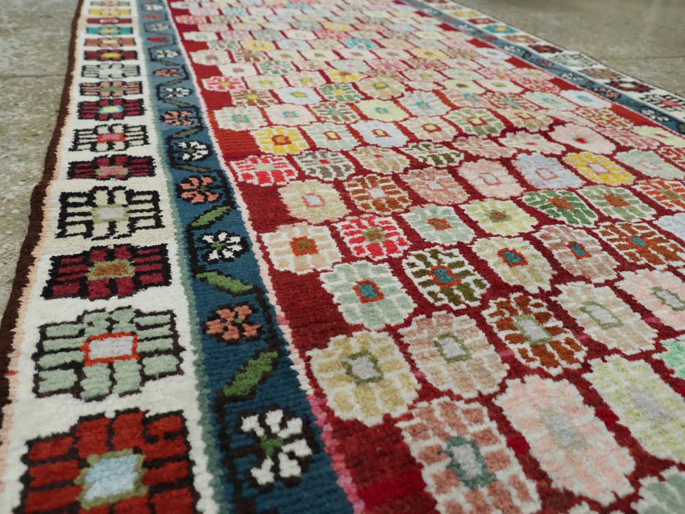Vintage Persian Hamadan Runner, No.26345 - Galerie Shabab